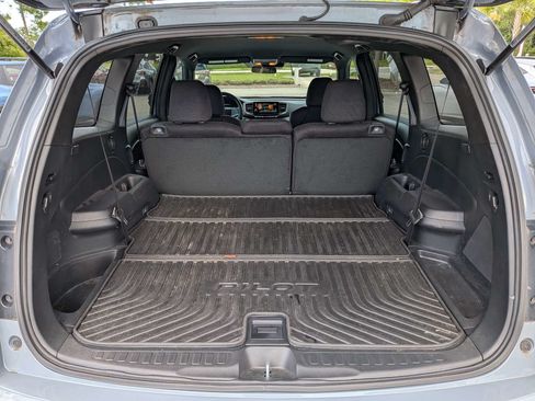 Used 2022 Honda Pilot Sport image 13
