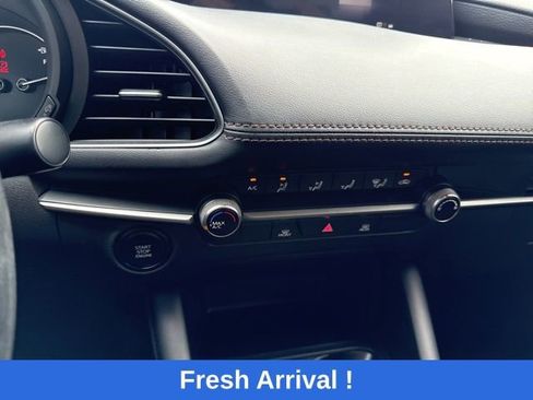 Used 2025 MAZDA MAZDA3 s image 7