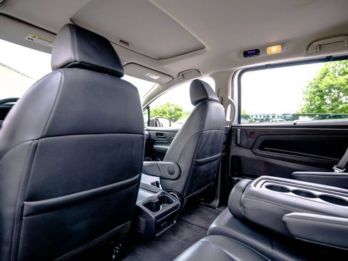 Used 2025 Honda Odyssey EX-L image 34