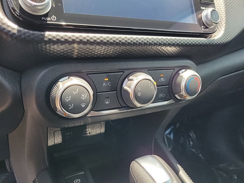 New 2024 Nissan Kicks SV image 27