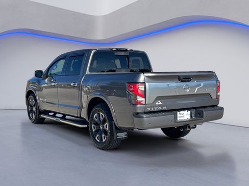 Used 2021 Nissan Titan Platinum Reserve image 11