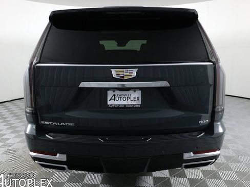 Used 2026 Cadillac Escalade Luxury w/ Touring Package AWD/4WD image 6