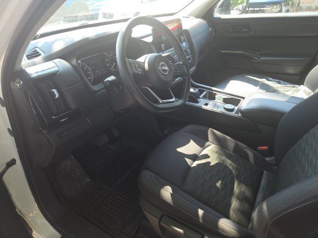 Certified 2024 Nissan Pathfinder S AWD/4WD image 14