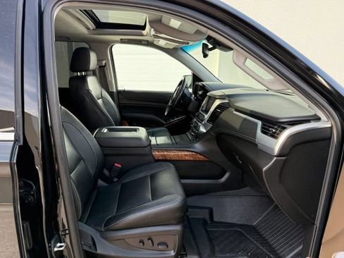 Used 2019 Chevrolet Suburban Premier w/ Max Trailering Package AWD/4WD image 26