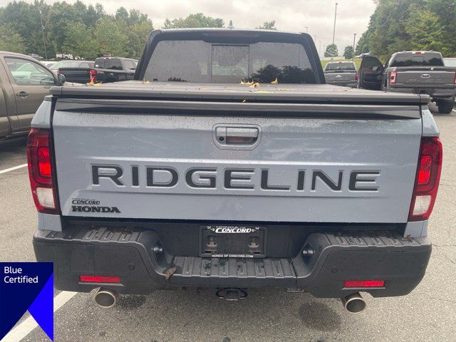 Used 2025 Honda Ridgeline Black Edition image 4