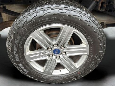 Used 2019 Ford F150 XLT w/ Equipment Group 302A Luxury image 32