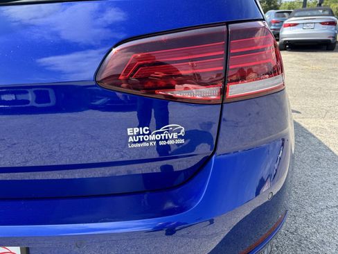 Used 2018 Volkswagen Golf 4-Door AWD/4WD image 26