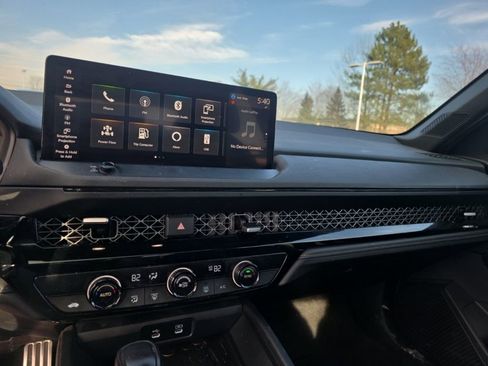 Used 2023 Honda Accord Sport image 19