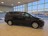 Used 2015 Toyota Sienna Limited image 5
