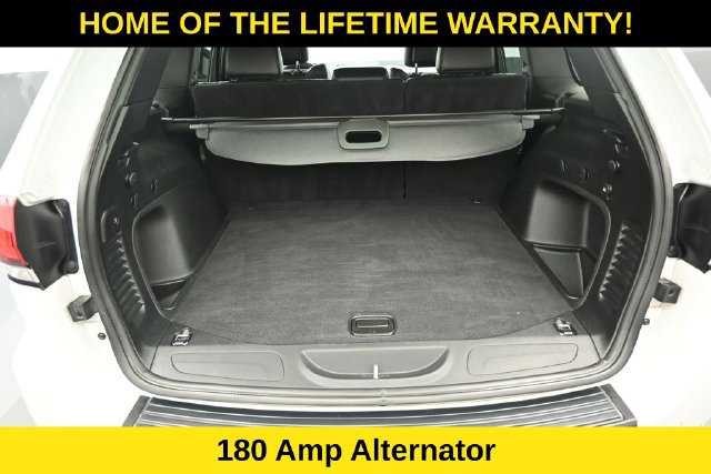 Used 2021 Jeep Grand Cherokee Laredo X AWD/4WD image 35