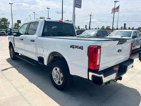 Used 2025 Ford F250 XLT AWD/4WD image 4