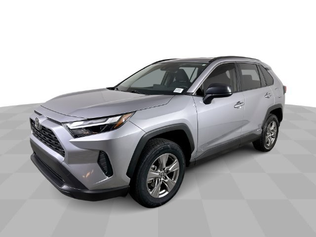 Used 2025 Toyota RAV4 LE AWD/4WD image 1