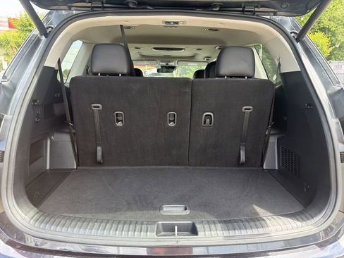Used 2025 Kia Telluride S FWD image 25
