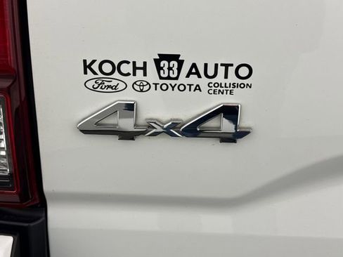 Used 2023 Toyota Tacoma SR image 17