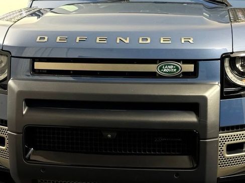Used 2022 Land Rover Defender 90 X-Dynamic S AWD/4WD image 12
