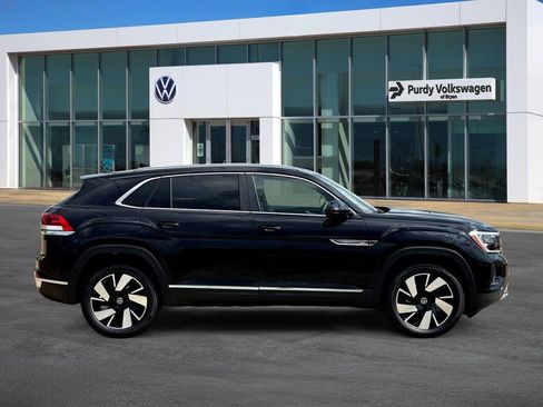 New 2026 Volkswagen Atlas Cross Sport SEL AWD/4WD image 9