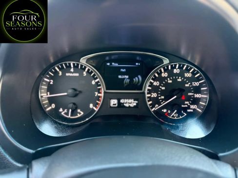 Used 2013 Nissan Altima 2.5 S FWD image 10