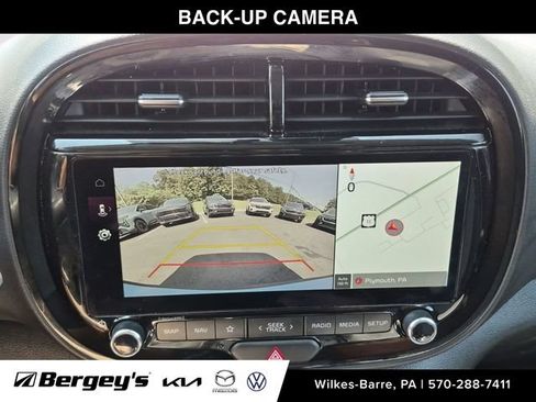 Used 2024 Kia Soul EX FWD image 19