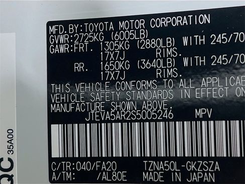 Certified 2025 Toyota 4Runner SR5 image 24
