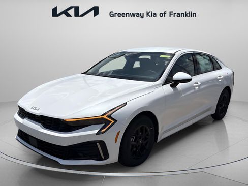 New 2026 Kia K5 LXS FWD image 3