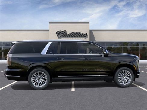New 2026 Cadillac Escalade ESV Luxury image 5