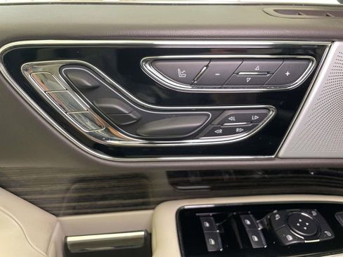 Used 2021 Lincoln Navigator Black Label AWD/4WD image 37