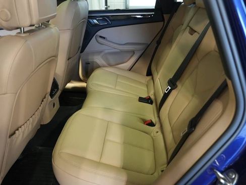 New 2026 Porsche Macan S image 27