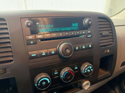 Used 2011 Chevrolet Silverado 1500 LS w/ LPO, Chrome Package RWD image 14