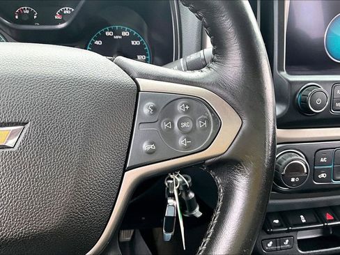Used 2015 Chevrolet Colorado Z71 image 20