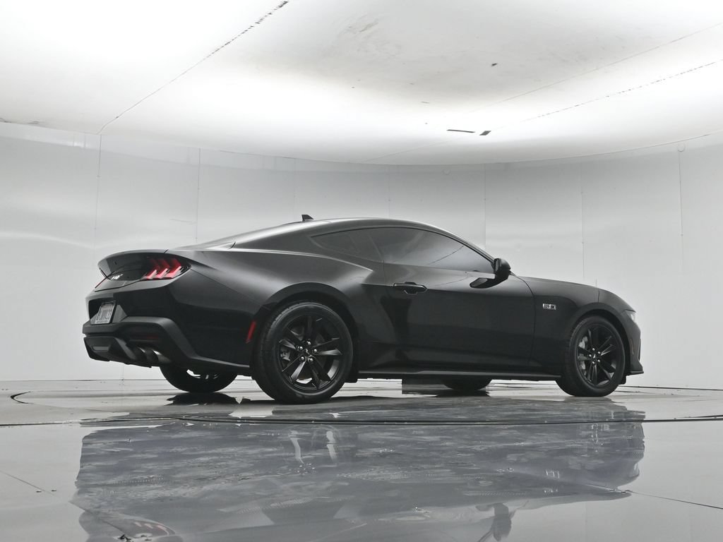 Used 2024 Ford Mustang GT RWD image 44