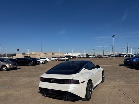 Certified 2025 Nissan Z Sport w/ Floor Mat Package image 23