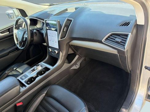Used 2021 Ford Edge SEL w/ Convenience Package FWD image 30