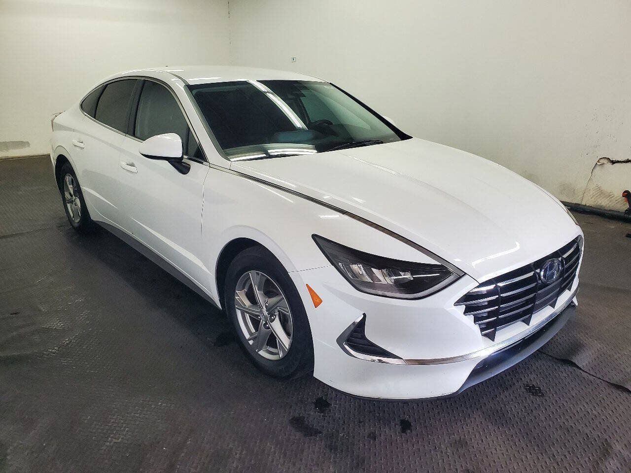 Used 2021 Hyundai Sonata SE FWD image 3