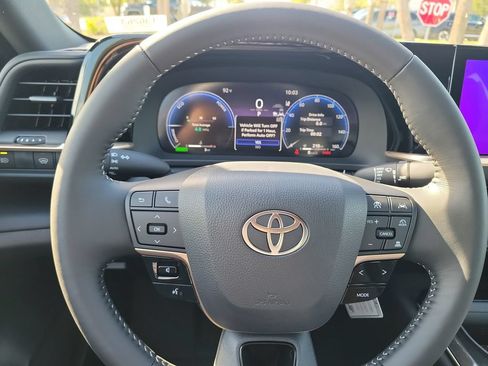 New 2026 Toyota Crown AWD/4WD image 8