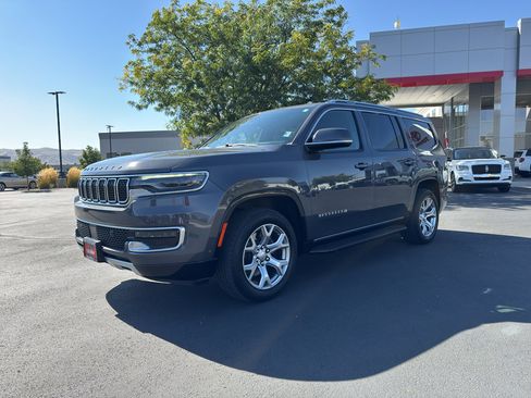 Used 2022 Jeep Wagoneer Series II image 5