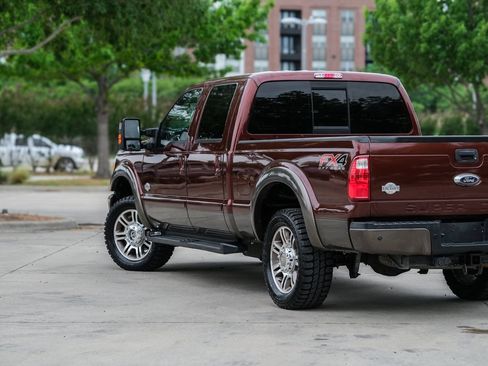 Used 2015 Ford F250 King Ranch w/ FX4 Off-Road Package AWD/4WD image 22