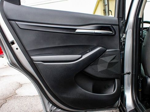 Used 2025 Kia Seltos LX AWD/4WD image 11
