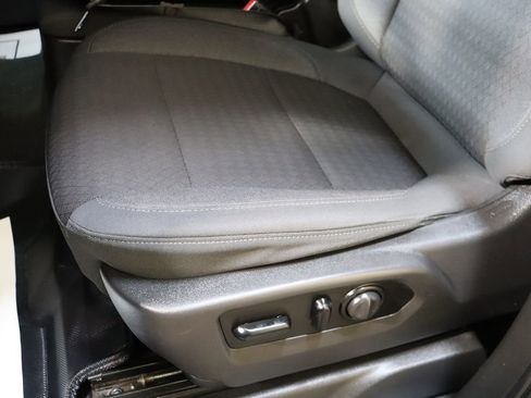 Used 2021 GMC Sierra 1500 SLE image 38