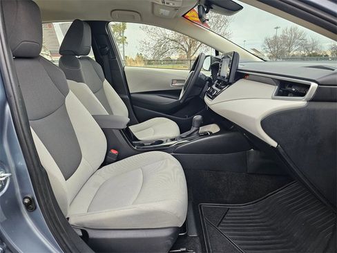 Used 2021 Toyota Corolla L image 10