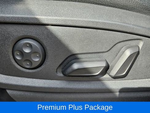 Used 2018 Audi Q5 2.0T Premium Plus w/ Premium Plus Package image 23