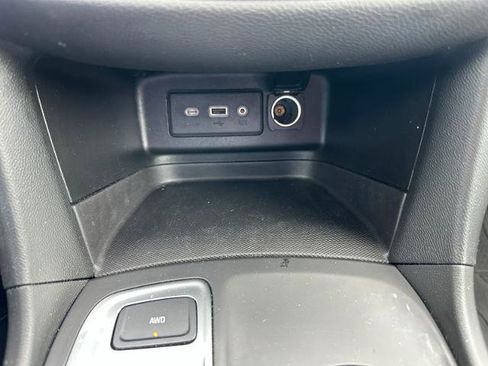 Used 2021 Chevrolet Equinox LT image 38