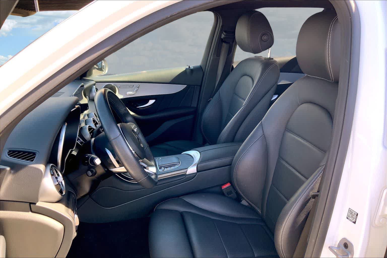Used 2022 Mercedes-Benz GLC 300 image 11