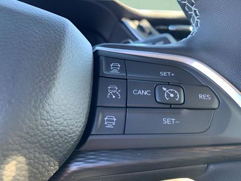 New 2025 Jeep Grand Cherokee L Altitude image 22