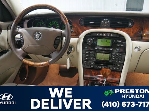 Used 2005 Jaguar XJ Vanden Plas image 18