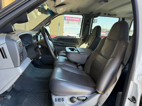 Used 2002 Ford F350 2WD Crew Cab DRW Super Duty image 17