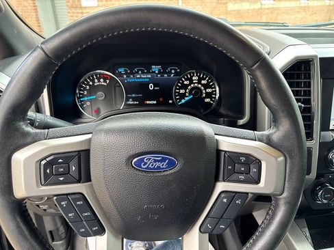 Used 2018 Ford F150 Lariat AWD/4WD image 12