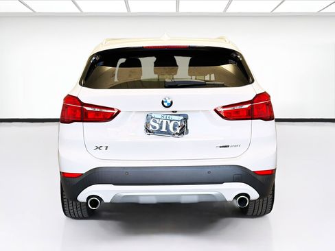 Used 2021 BMW X1 sDrive28i image 5