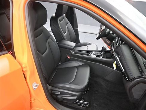 New 2026 Jeep Compass Limited w/ Sun, Sound & Navigation Group image 19