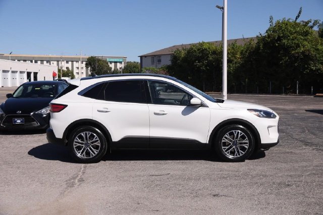 Certified 2020 Ford Escape SEL FWD image 6