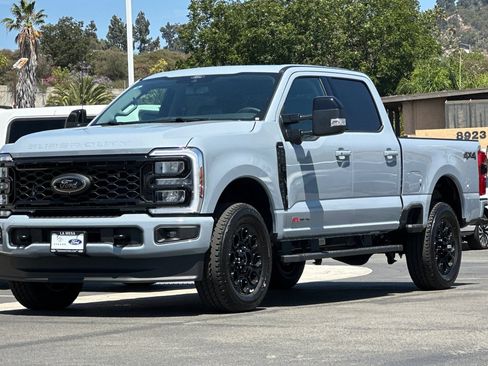 New 2026 Ford F250 Lariat w/ Black Appearance Package AWD/4WD image 7